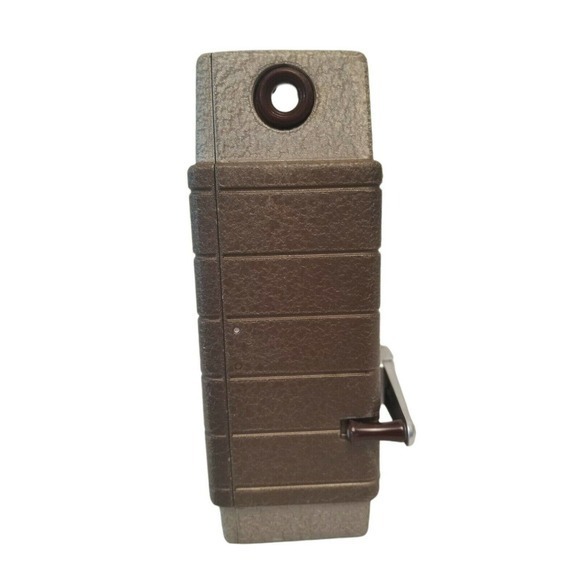 Vintage Bell & Howell "Two fifty two" 8 mm Movie Camera Video Film - Picture 3 of 3